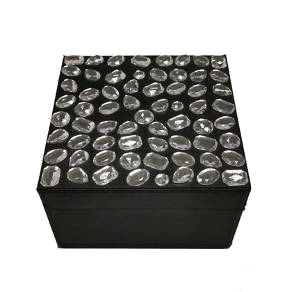 Black jewelry case with miorr